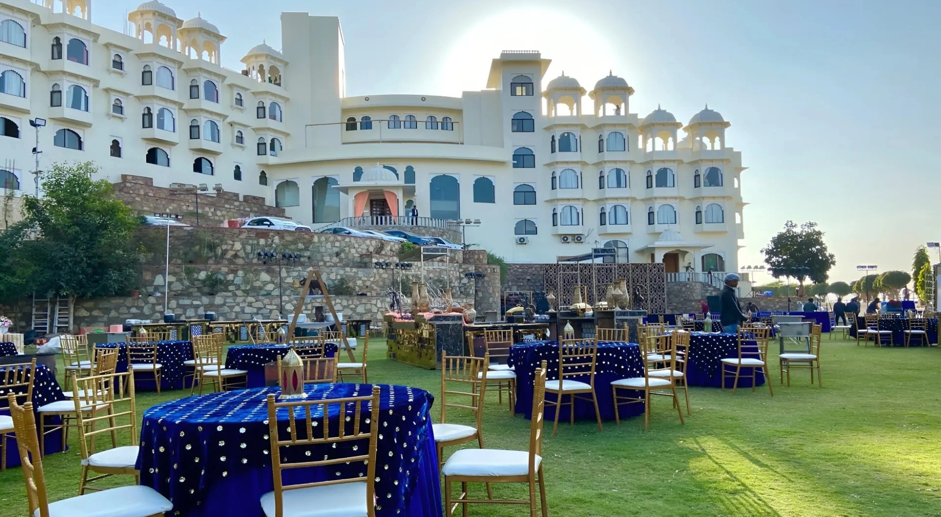 Wedding Poses for Couples